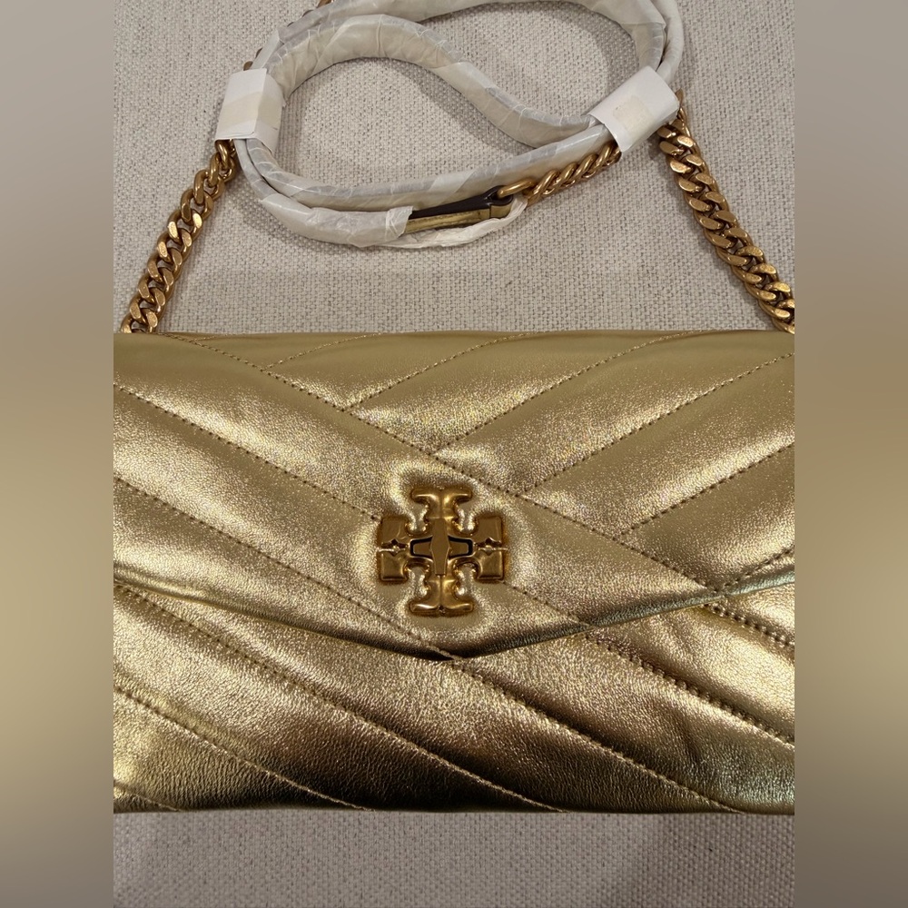 NEW AUTHENTIC Tory Burch Gold Quilted Crossbody Bag - Picture 9 of 12
